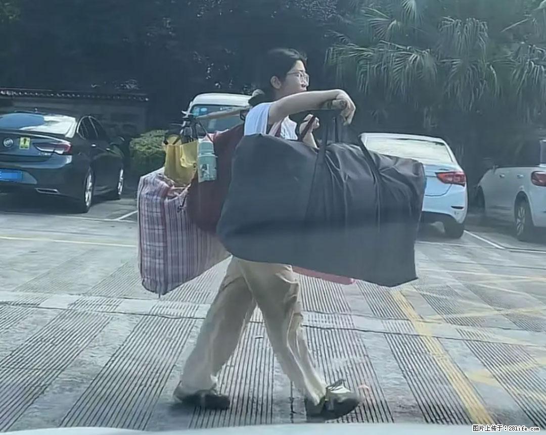 全网追的“扁担女孩”，找了一份暑假工，时薪12元 - 临汾生活资讯 - 临汾28生活网 linfen.28life.com