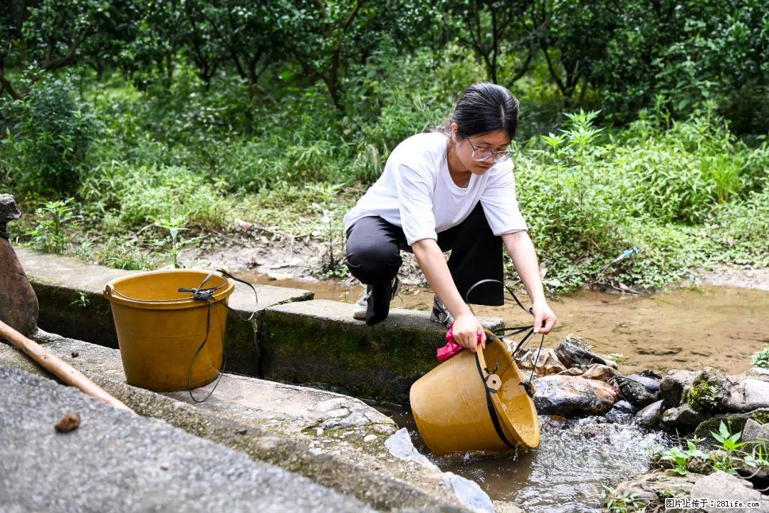 全网追的“扁担女孩”，找了一份暑假工，时薪12元 - 临汾生活资讯 - 临汾28生活网 linfen.28life.com