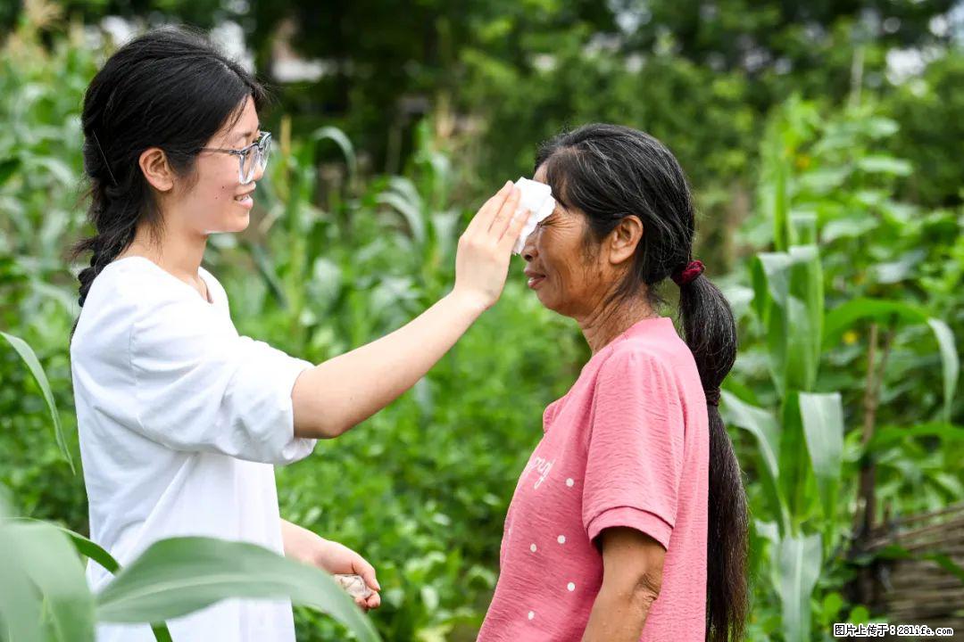 全网追的“扁担女孩”，找了一份暑假工，时薪12元 - 临汾生活资讯 - 临汾28生活网 linfen.28life.com